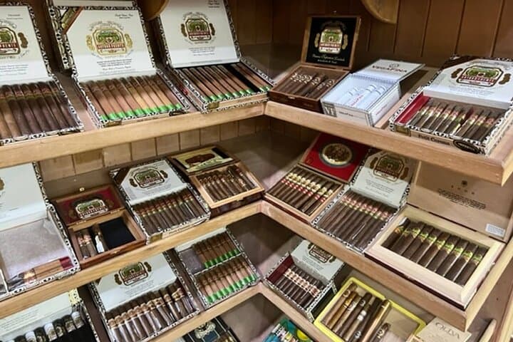 Punta Cana Larimar, Chocolate & Cigar Shopping Tour — Don Lucas Factory Experience photo 4