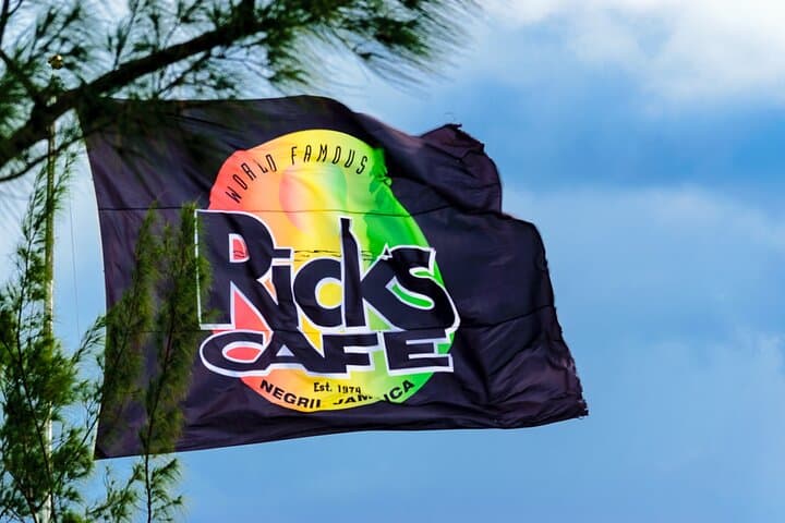 Experience the Sun and Surf: Montego Bay to Rick's Cafe Day Tour photo 5