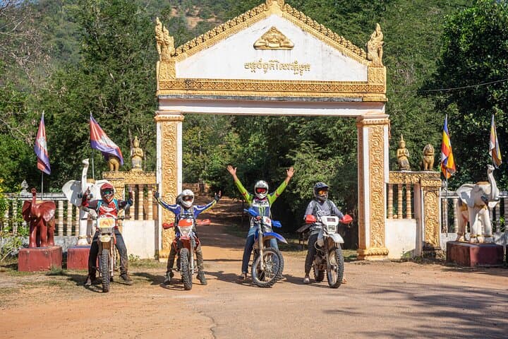 Dirt Bike to Phnom Kulen: Ride the Birthplace of the Angkor Empire photo 3