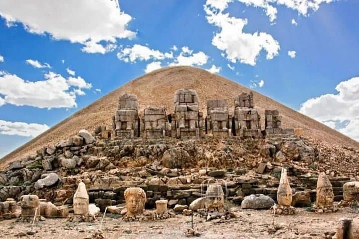 Private Multi-Day Tour to Mount Nemrut: Sunrise at the Tumulus & Ancient Statues photo 2