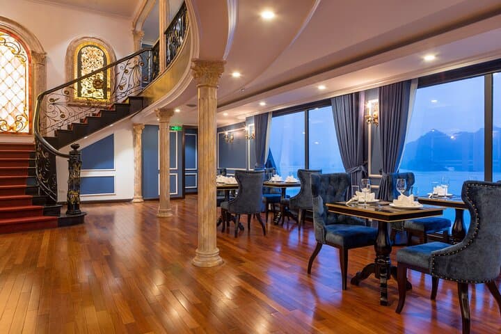 Luxury Overnight Cruise Through Ha Long & Lan Ha Bay: 2-Day Le Théâtre Experience photo 5