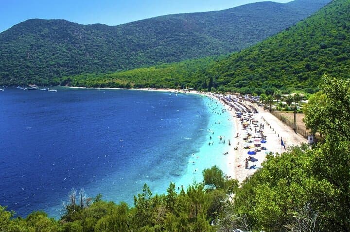 Kefalonia Private Discovery Tour — Antisamos, Myrtos & Caves in One Day photo 5