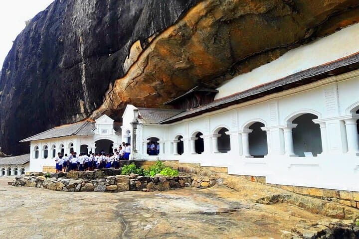 Full-Day Sigiriya Rock and Dambulla Cave Temple Tour from Colombo & Negombo photo 5