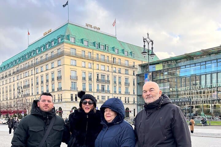 Private Berlin Taxi Tour — Relaxed 6–8h City Tour with Charlottenburg, Tempelhof & Wall Memorial photo 5