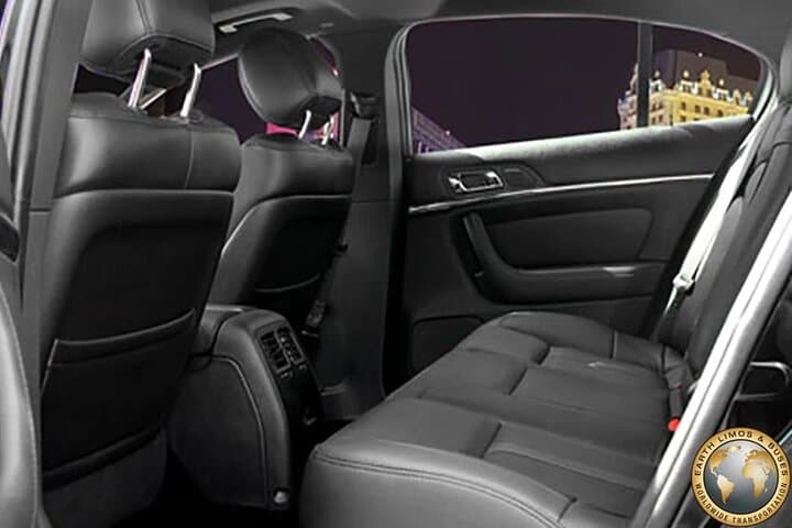Private Luxury Las Vegas Airport Transfer — Sedan, SUV & Limo Service photo 1