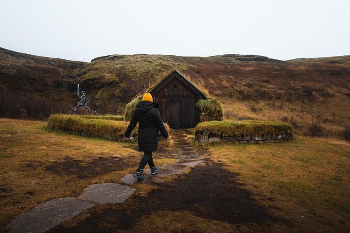 Private Full-Day South Coast Photography Tour from Reykjavik
