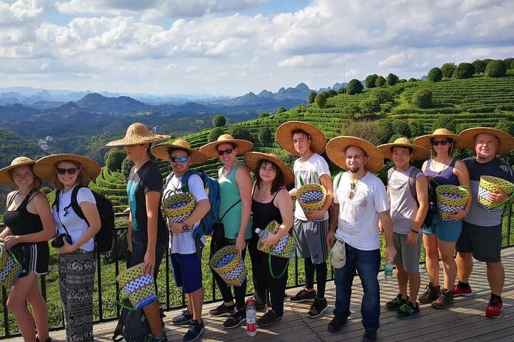 China Minorities Adventure: 18-Day Cultural and Outdoor Tour from Hong Kong to Kunming photo 5