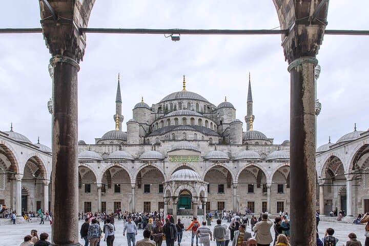 golden-routes-of-turkey-istanbul-cappadocia-ephesus-pamukkale-small-group-tour photo 5