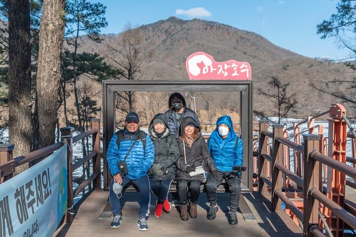 Private DMZ Tour: Third Tunnel, Dora Observatory & Optional War Memorial or Suspension Bridge photo 4