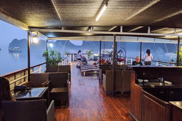 Halong Bay Overnight Cruise: Kayak, Cave, Swim & Sunset on Tuan Chau photo 5