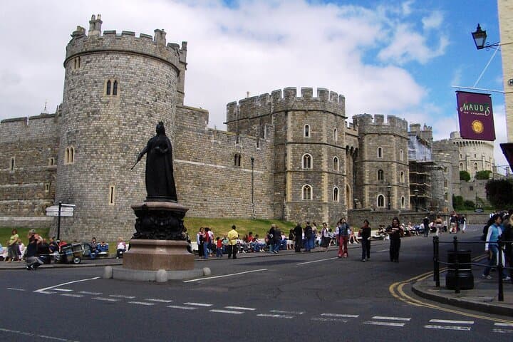 Private Windsor, Stonehenge & Winchester Full-Day Tour with Entry Passes photo 5