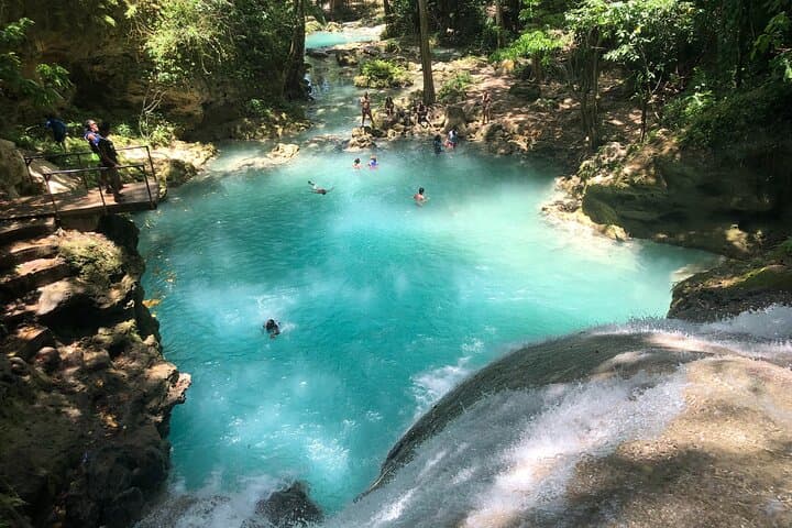 Blue Hole and Reggae Hill: Ocho Rios Waterfalls, River Chill & Local Flavors