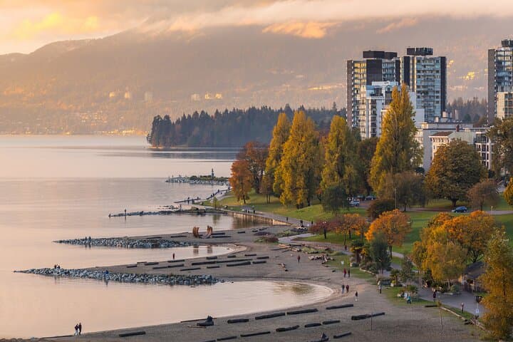 Accessible 3-Hour Private Vancouver City Tour from YVR and Cruise Port photo 2