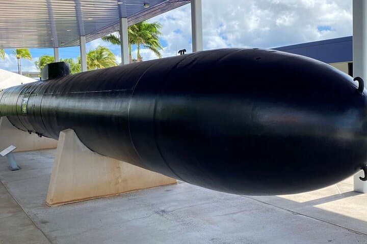 Private Pearl Harbor & USS Arizona Memorial Tour with Bowfin Submarine and Honolulu City Drive photo 4