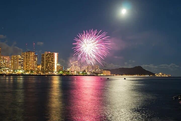 Sunset Waikiki Fireworks Cruise: Evening Catamaran Sail from Oahu photo 2