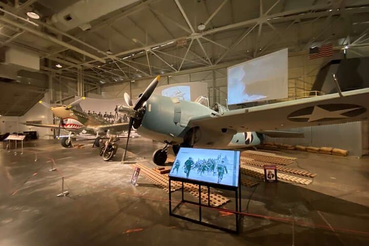 Visiting Pearl Harbor: Arizona Memorial & Pearl Harbor Aviation Museum Deluxe Tour photo 3