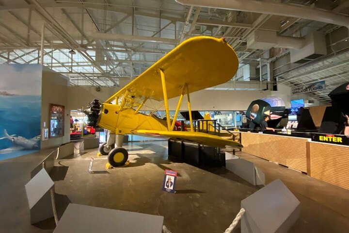 Visiting Pearl Harbor: Arizona Memorial & Pearl Harbor Aviation Museum Deluxe Tour photo 5