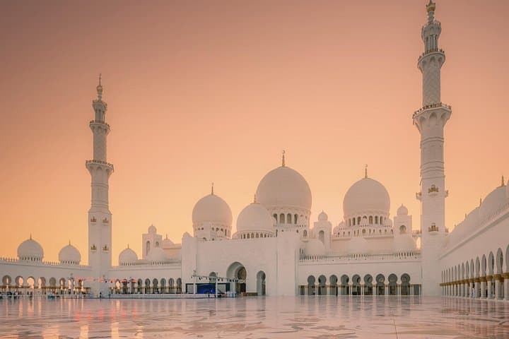 Abu Dhabi Day Tour from Dubai: Grand Mosque, Heritage Village & Corniche photo 2