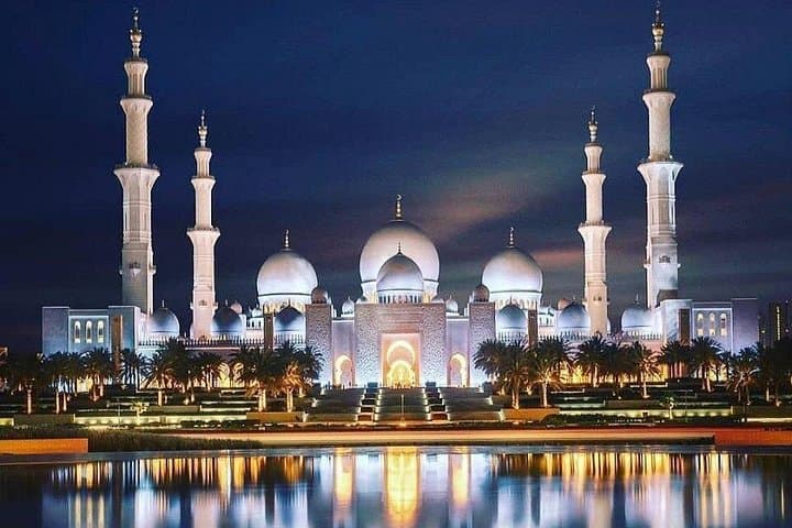 Abu Dhabi Day Tour from Dubai: Grand Mosque, Heritage Village & Corniche photo 3