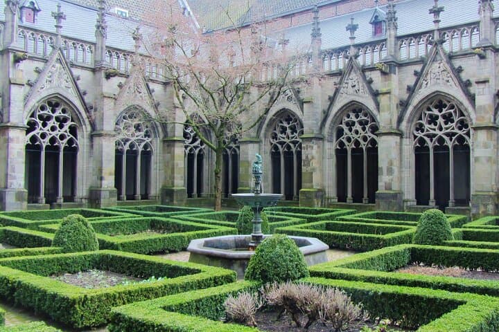 Escape Tour Utrecht – Find the Secret Exit in a Self-Guided City Game photo 3
