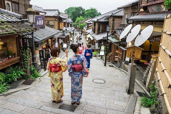 Private Full-Day Car Tour: Kyoto, Osaka & Nara Highlights with English-Speaking Driver photo 3
