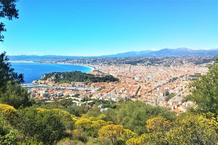 Essential Nice Electric Bike Tour — Promenade des Anglais, Old Town & Castle Hill photo 4