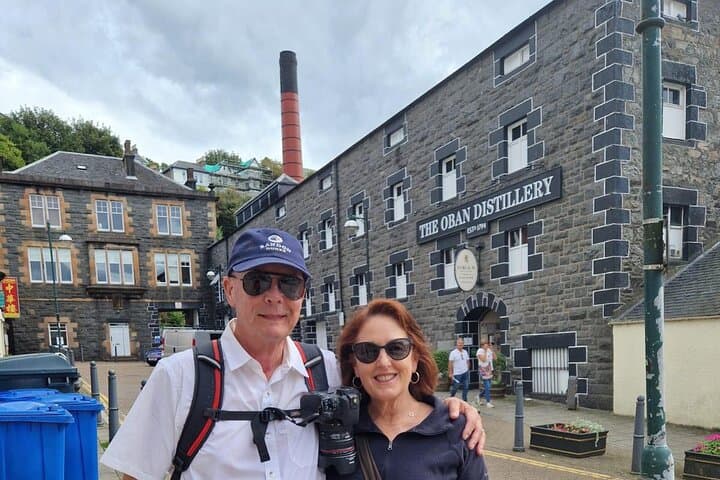 Private Oban Walking Tour: Seafront Stroll, Distillery & Local Stories photo 2