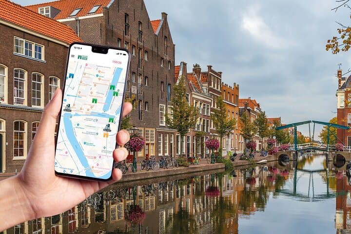 Self-Guided Escape Tour Leiden: Solve Riddles Through Historic Canals
