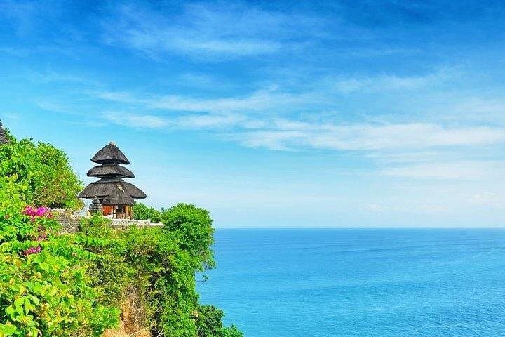 Uluwatu Sunset & Kecak Dance: Seminyak Evening Tour to Bali's Cliff Temple photo 4