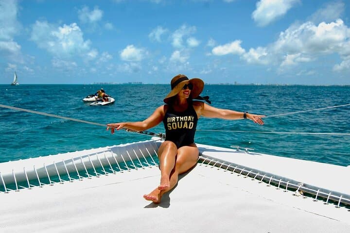 Half-Day Sail to Isla Mujeres: Snorkel, Beach & Island Shopping photo 1