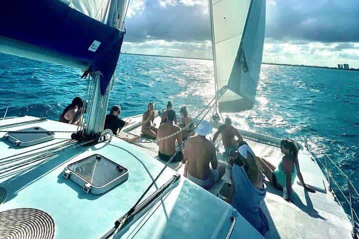 Half-Day Sail to Isla Mujeres: Snorkel, Beach & Island Shopping photo 2