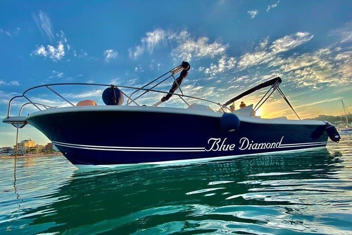 Taormina White Lotus Private Luxury Tour & Isola Bella Boat Experience photo 3