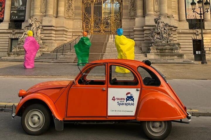 Paris in a 2CV: Private 2-Hour Classic Car Sightseeing Tour photo 4