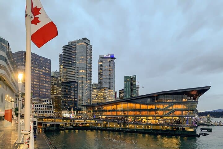 Spy Escape in Vancouver: Downtown Outdoor Puzzle Adventure