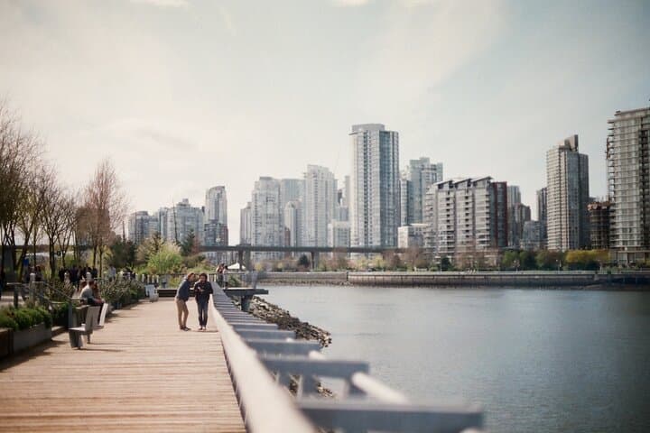 Spy Escape in Vancouver: Downtown Outdoor Puzzle Adventure photo 4