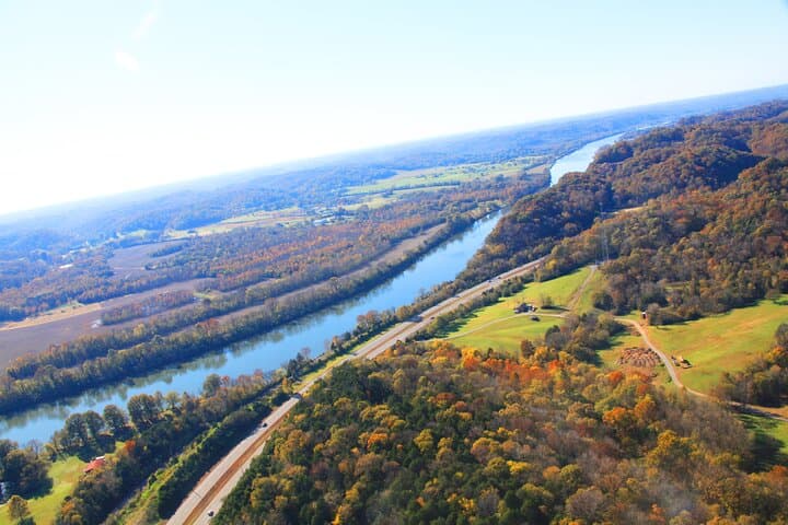 Scenic Helicopter River and Nature Tour over Nashville photo 5
