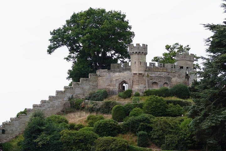 Oxford, Cotswolds & Warwick Castle: Full-Day Private Tour from London photo 4