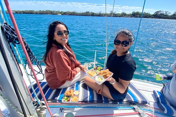 Gold Coast Breakfast Sailing Cruise: Croissants, Sparkling & Dolphin Watching