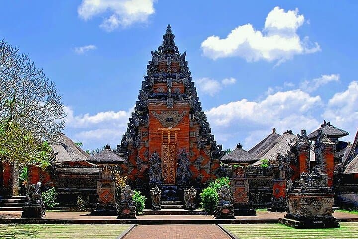 Private Ubud Day Tour: Temples, Rice Terraces & Monkey Forest photo 4