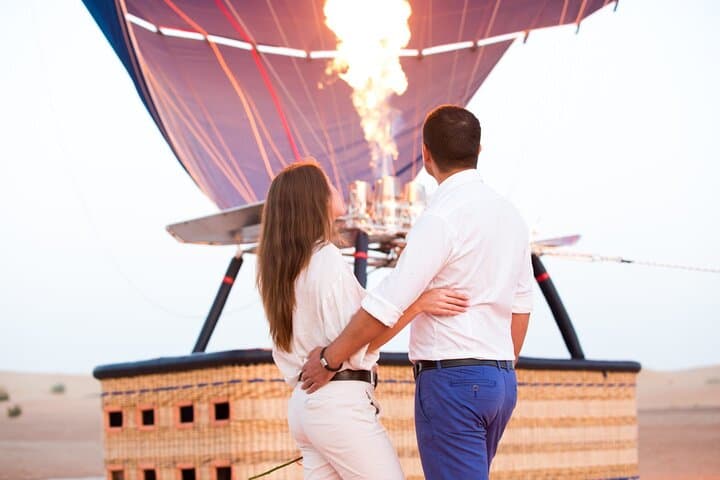 Dubai Desert Hot Air Balloon Flight with Dune Bashing & Quad Bikes