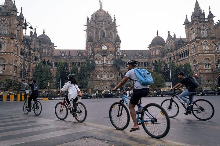 Early-Morning Mumbai Bicycle Tour: Gateway of India to Sassoon Dock photo 1