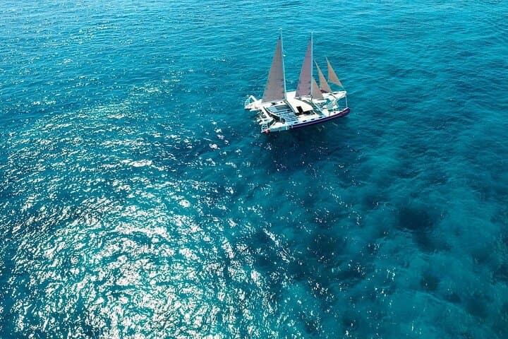 Sun, Snorkel & BBQ: Full-Day Catamaran Cruise to Nusa Lembongan photo 5