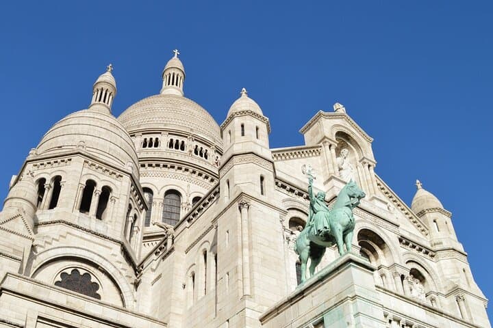 Paris Highlights Private Sightseeing Car Tour — Eiffel, Louvre & Hidden Gems photo 6