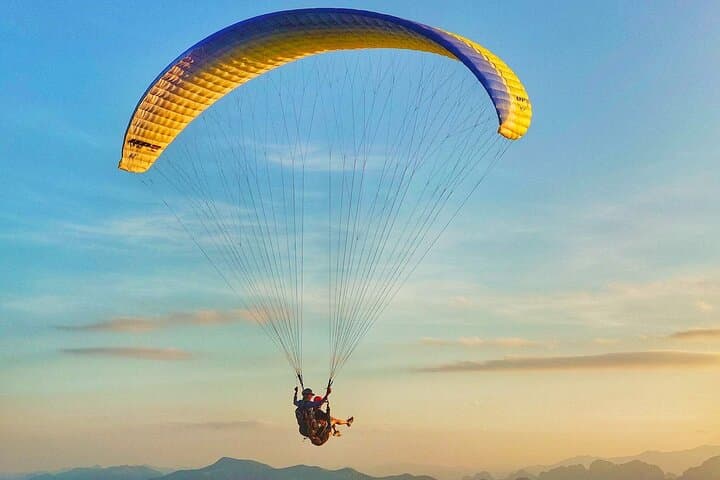 Tandem Paragliding Over Cleopatra Beach: Alanya's Longest Coastal Flight photo 2