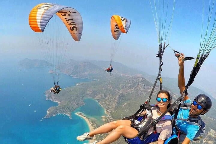 Tandem Paragliding Over Cleopatra Beach: Alanya's Longest Coastal Flight photo 4
