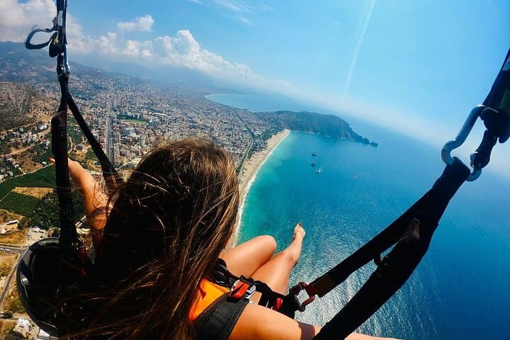 Tandem Paragliding Over Cleopatra Beach: Alanya's Longest Coastal Flight photo 5