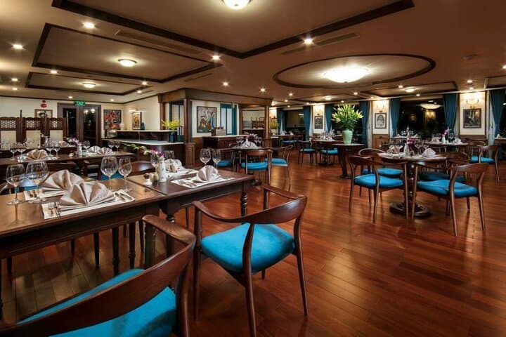 Luxury Heritage Cruise to Halong & Lan Ha Bay — 2-Day, 1-Night Voyage photo 4