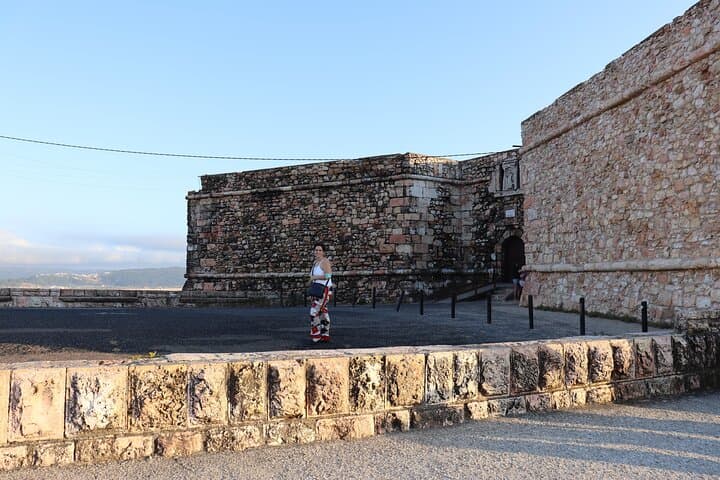 Private Lisbon-to-Porto Day Tour with Custom Stops — Nazare, Coimbra & Fatima photo 3