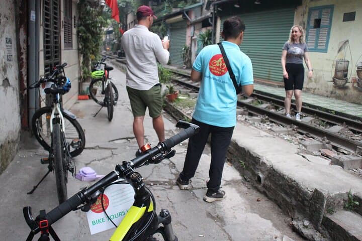 Hanoi Full-Day Cycling Tour — Long Bien Bridge, Train Street & Countryside Lunch photo 5