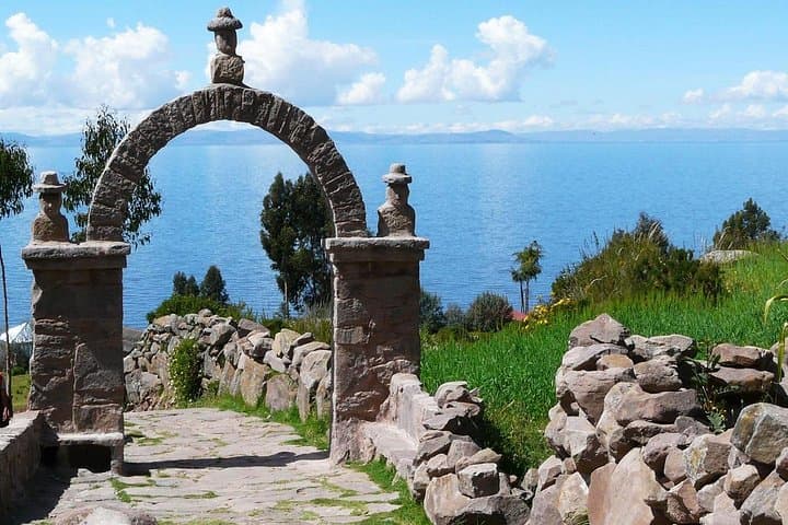Full-Day Uros and Taquile Islands Tour on Lake Titicaca (From Puno) photo 3